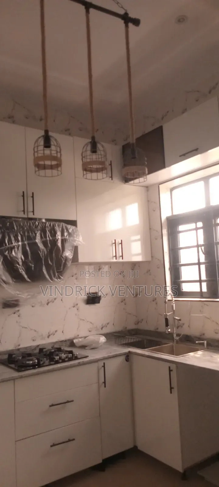 2bdrm Apartment in Lekki Scheme2 Estate for sale in Off Lekki-Epe Expressway