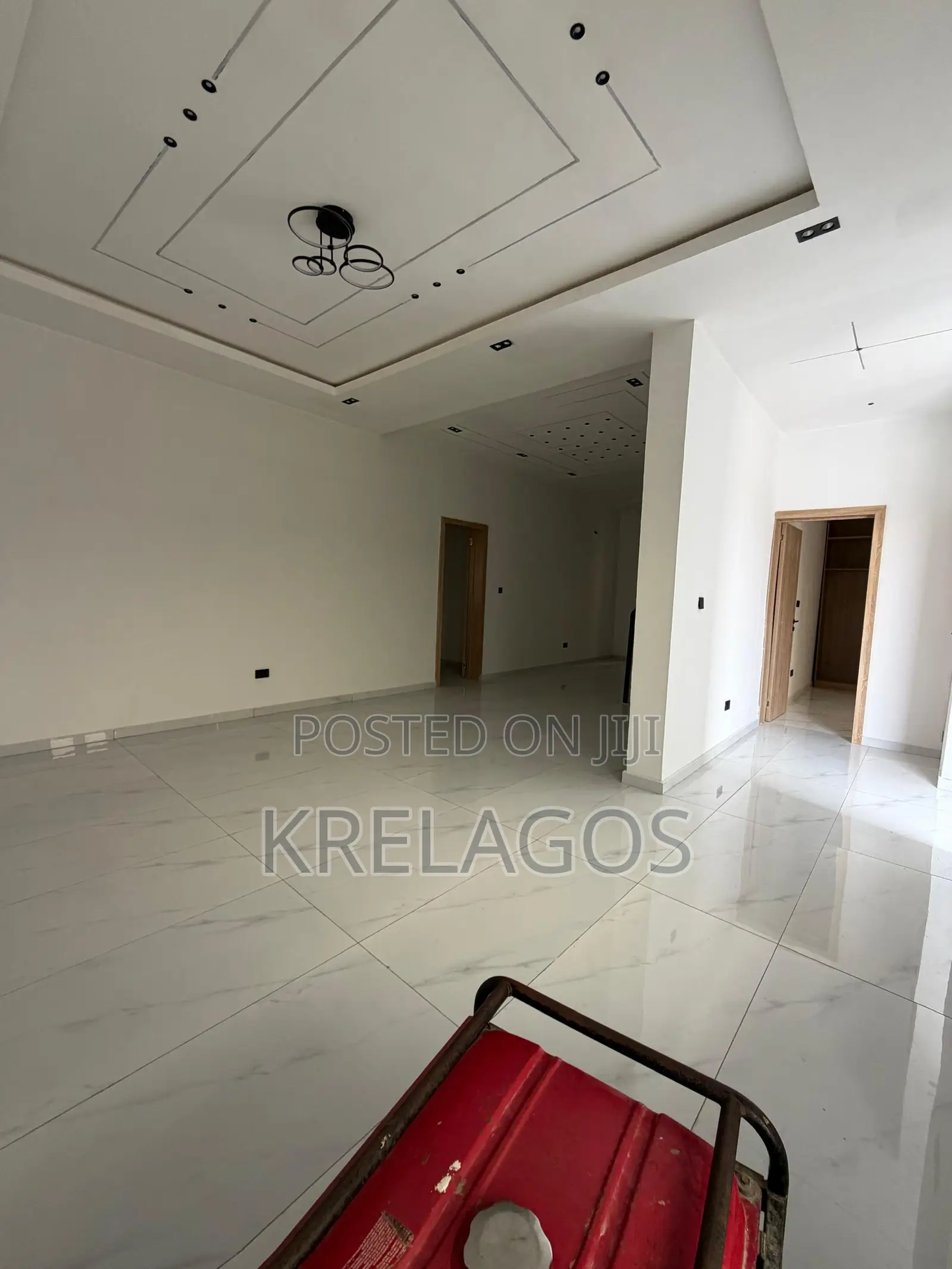 5bdrm Duplex in Sangotedo for sale in Sangotedo