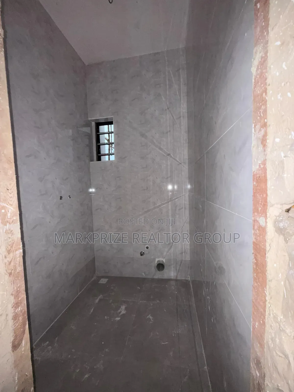4bdrm Duplex in Gbagada Lagos for sale in Oworonshoki / Gbagada