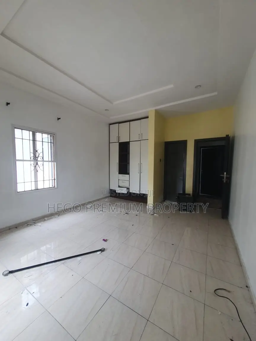 4bdrm Duplex in Shell Co-Operative, Eneka for rent in Eneka