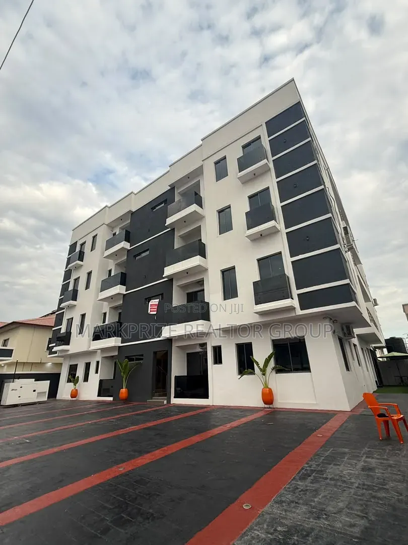 3bdrm Apartment in Lekki Phase 1 for sale in Lekki Phase 1