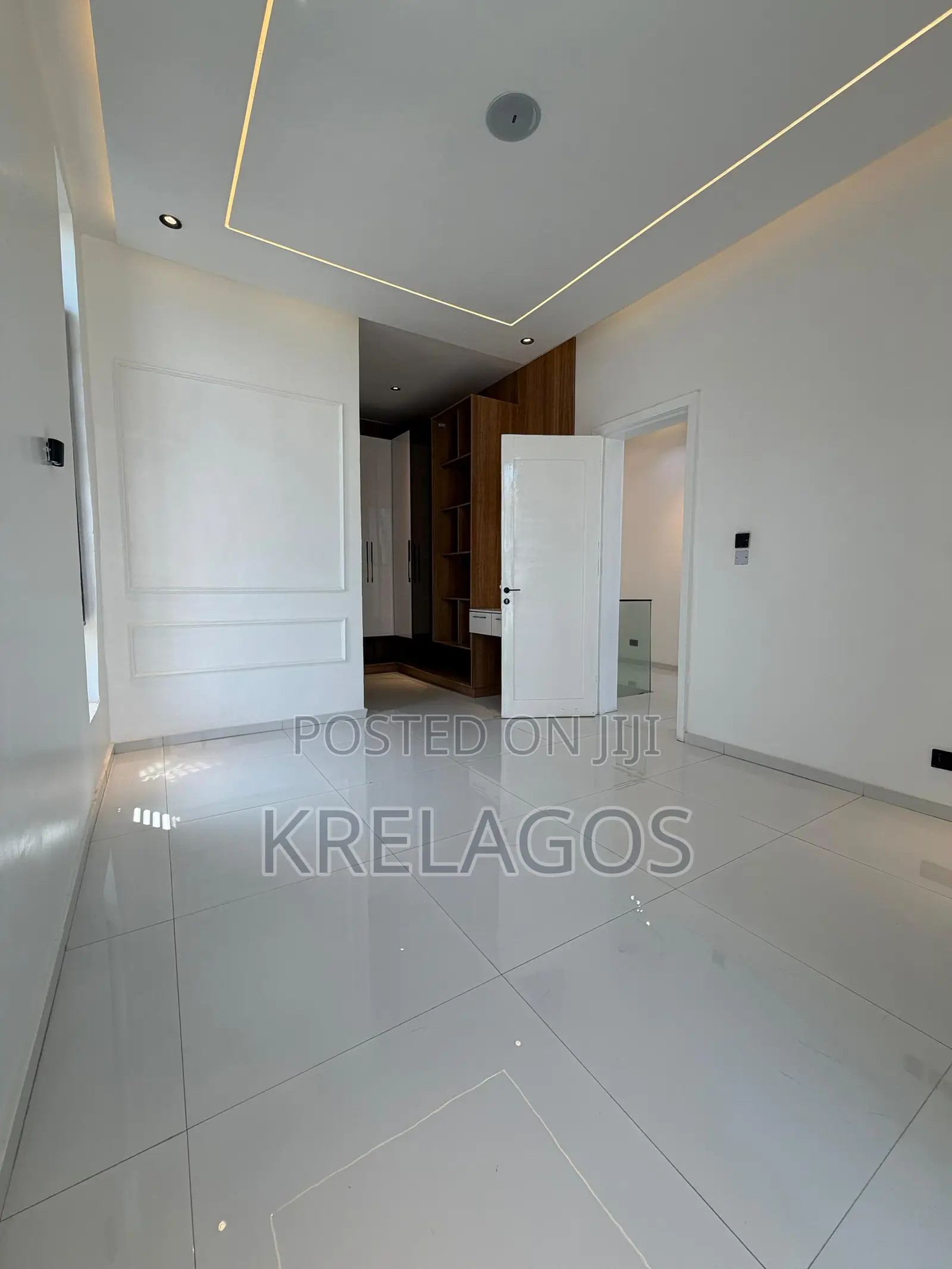 5bdrm Duplex in Sangotedo for sale in Sangotedo