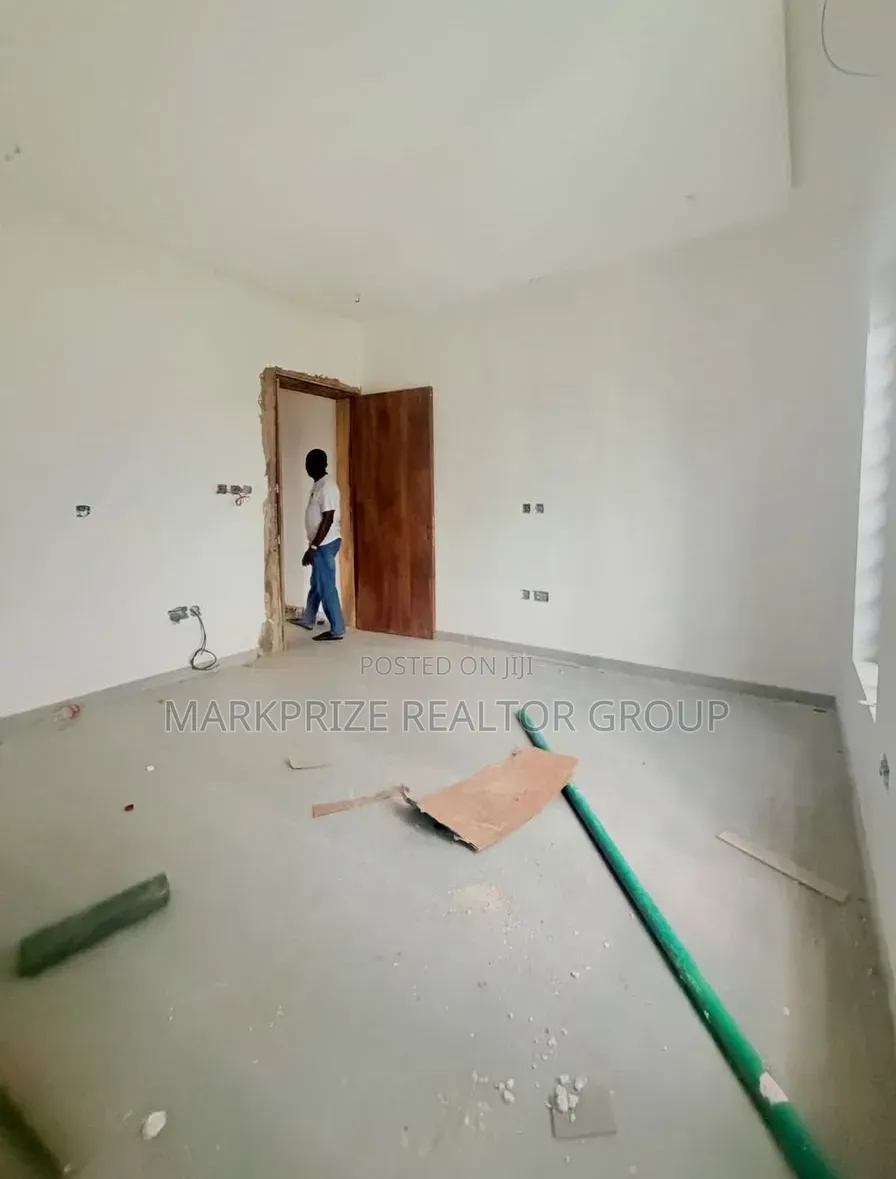 2bdrm Apartment in Maryland Lagos, Anthony Village for sale in Anthony Village