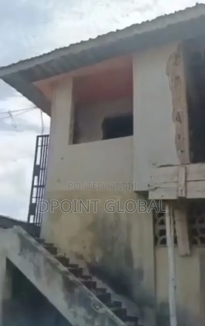 4bdrm Block of Flats in Not Estate, Alakuko for sale in Alakuko