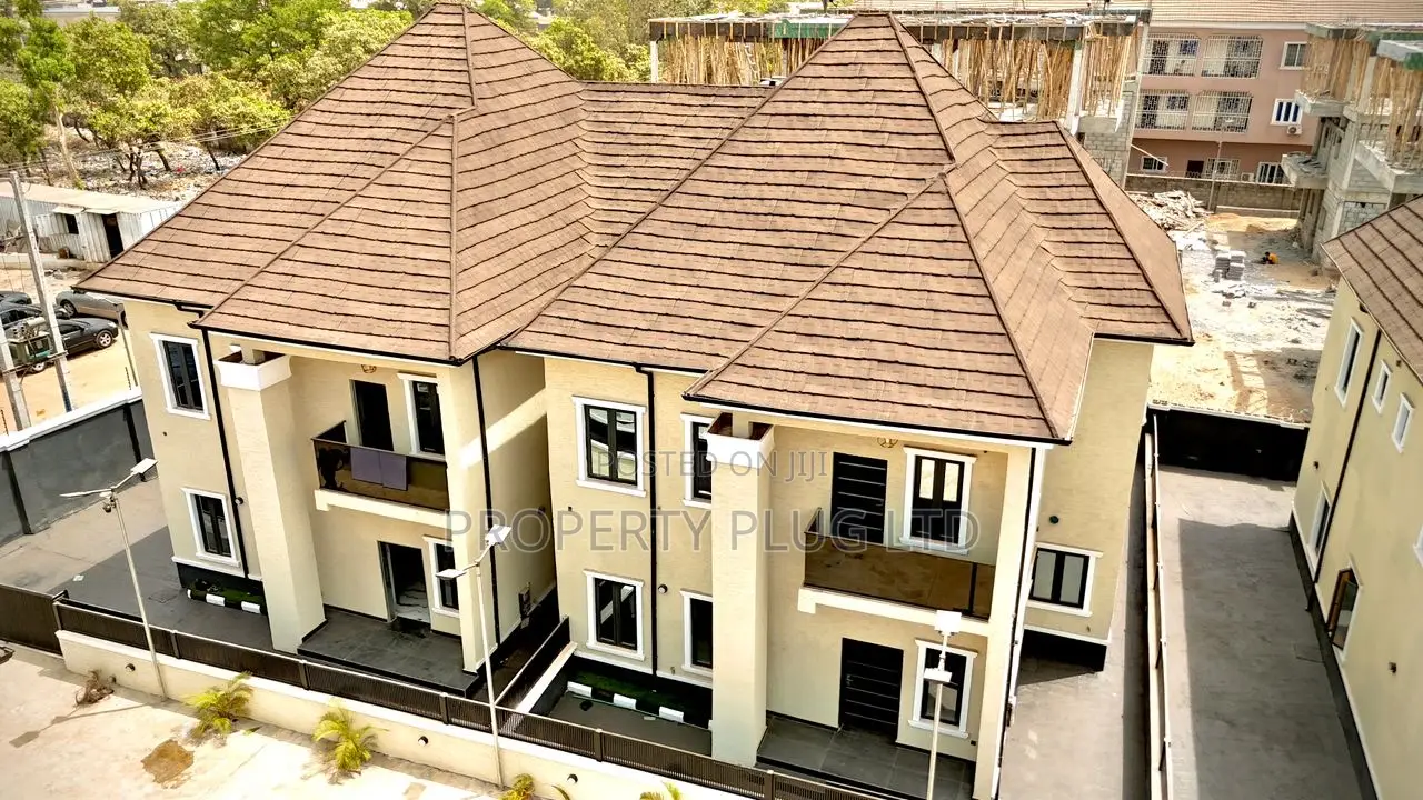 4bdrm Duplex in Gaduwa for sale in Gaduwa
