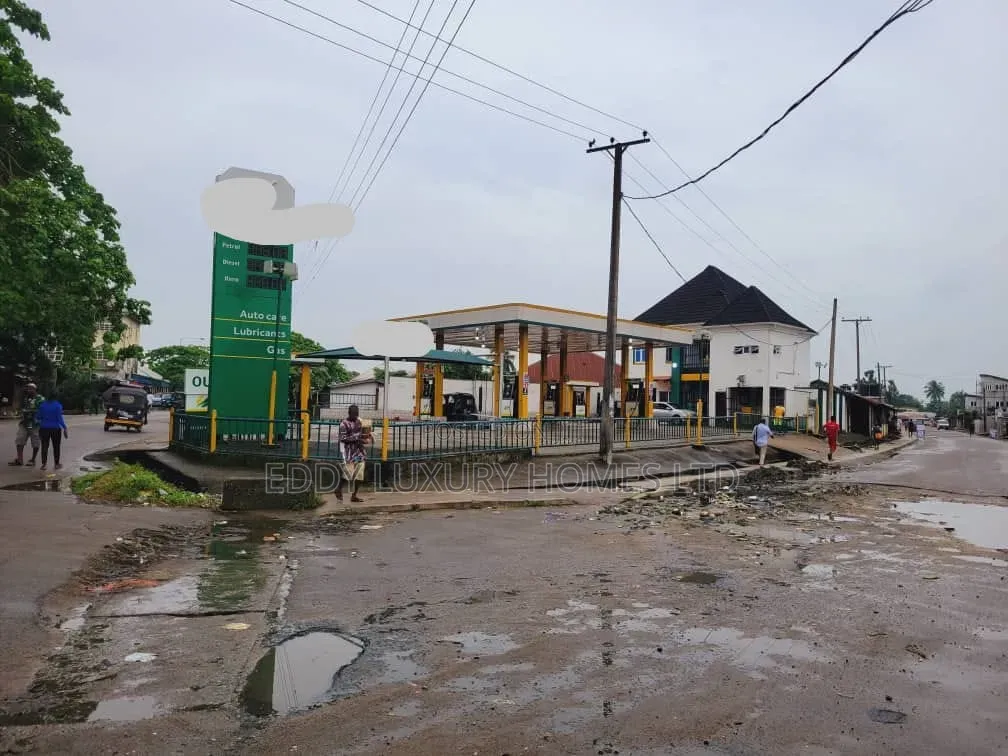 Filling Station for Sale in Calabar in Calabar