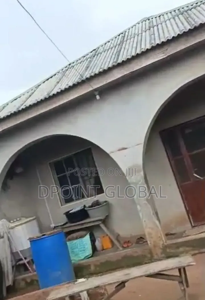 3bdrm Bungalow in Not Estate, Ayobo for sale in Ayobo