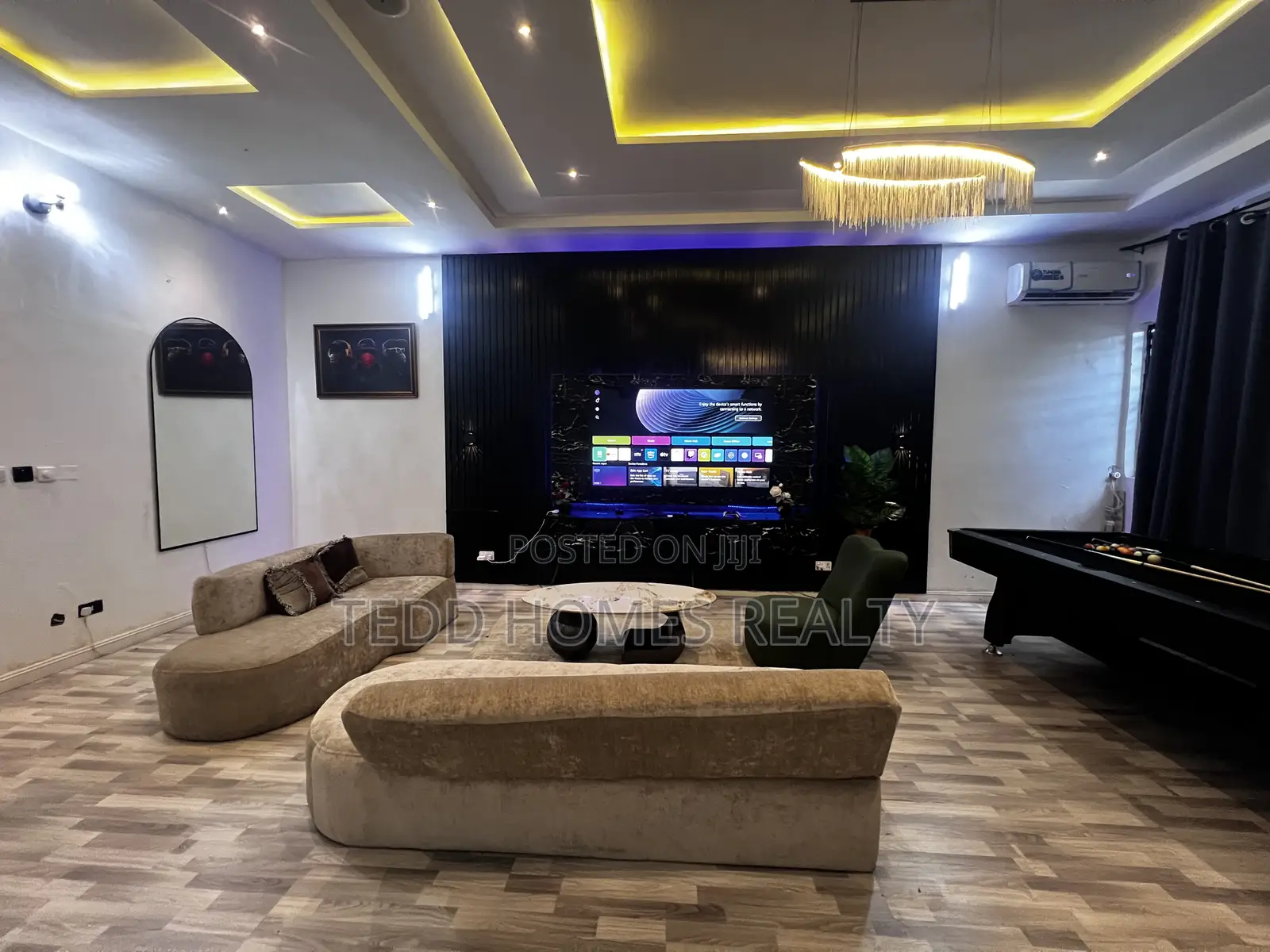 Furnished 1bdrm Shared Apartment in Dpkay District, Lekki Phase 2 in Lekki Phase 2