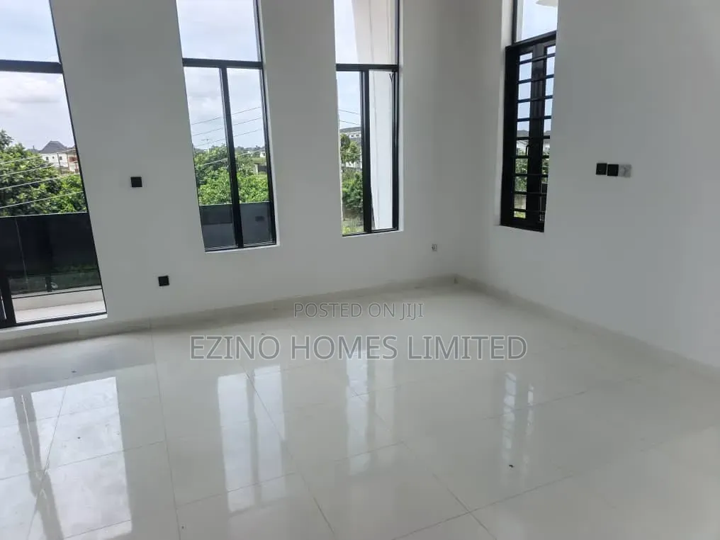 4bdrm Duplex in Walton Estate, Lekki Expressway for sale in Lekki Expressway