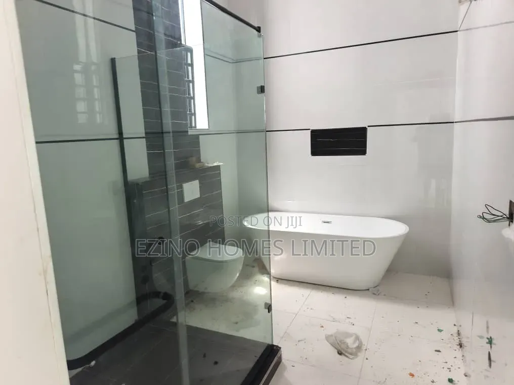 4bdrm Duplex in Walton Estate, Lekki Expressway for sale in Lekki Expressway