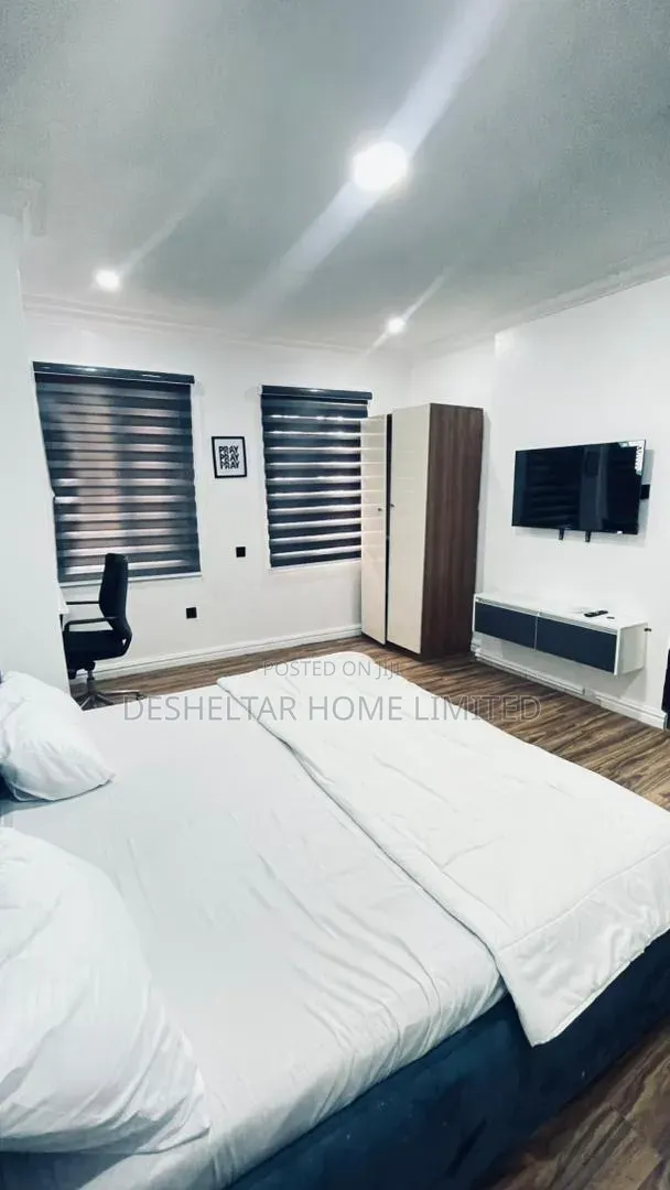 Furnished 3bdrm Shared Apartment in Southern View Estate, Chevron in Chevron