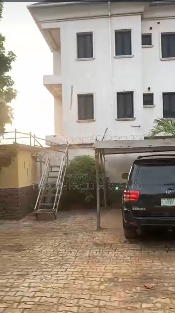Furnished 5bdrm Duplex in Idimu Ejigbo E for sale in Isheri / Egbe Idimu