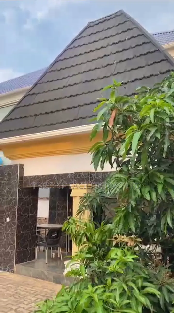 Furnished 5bdrm Duplex in Idimu Ejigbo E for sale in Isheri / Egbe Idimu