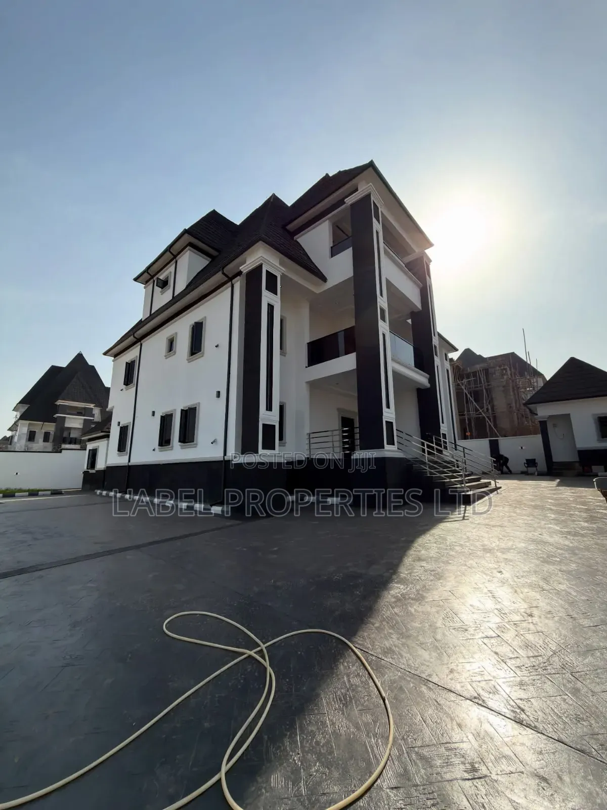 6bdrm Duplex in Dakwo District Abuja for sale in Dakwo District