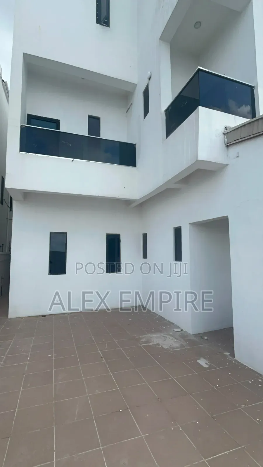 5bdrm Duplex in Festac for sale in Festac