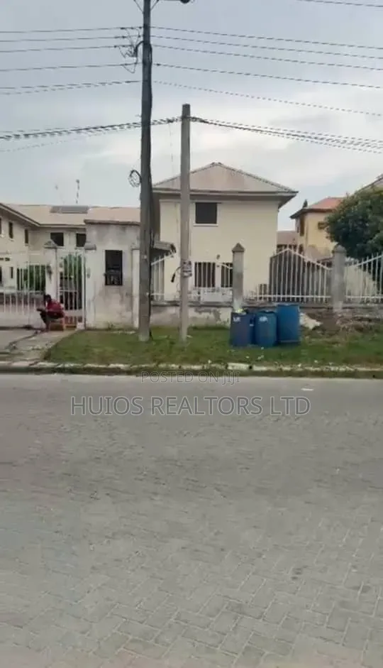 1,250 SQM of Land With Structure for Sale at Lekki in Lekki Phase 1