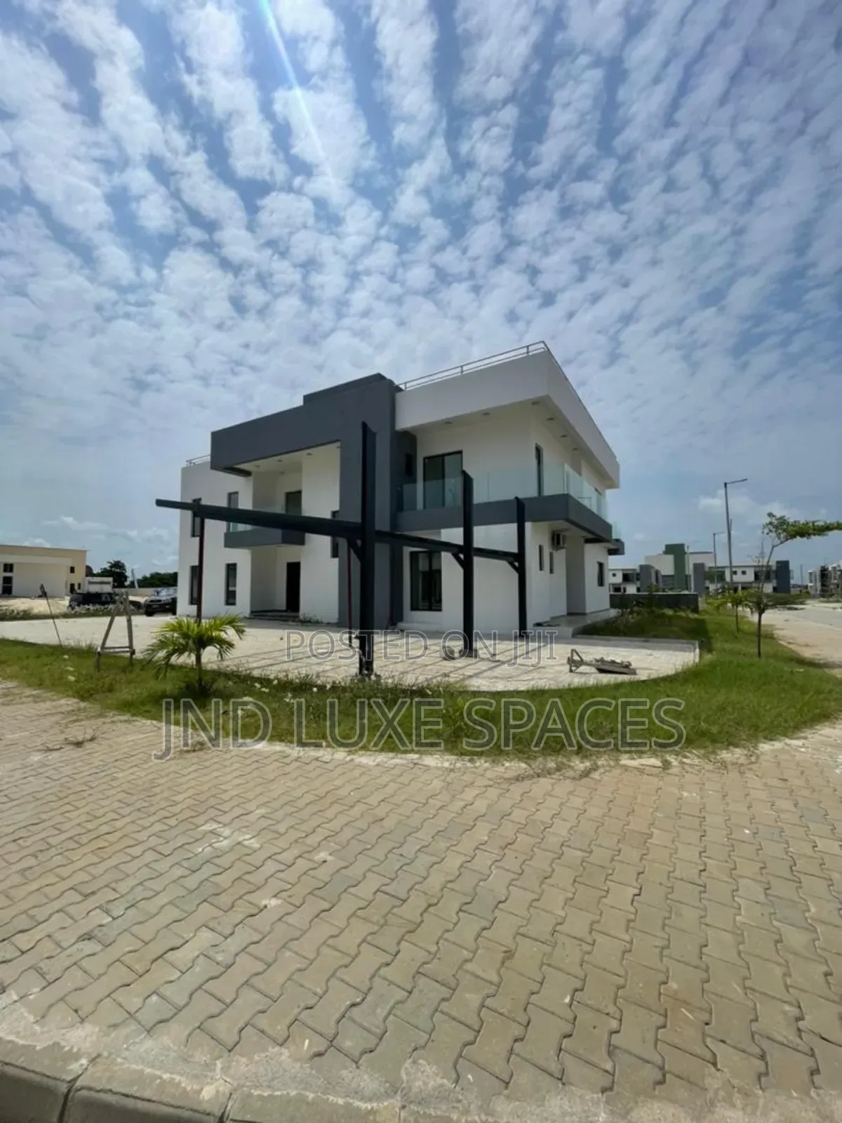 5bdrm Duplex in Jakande for rent in Jakande