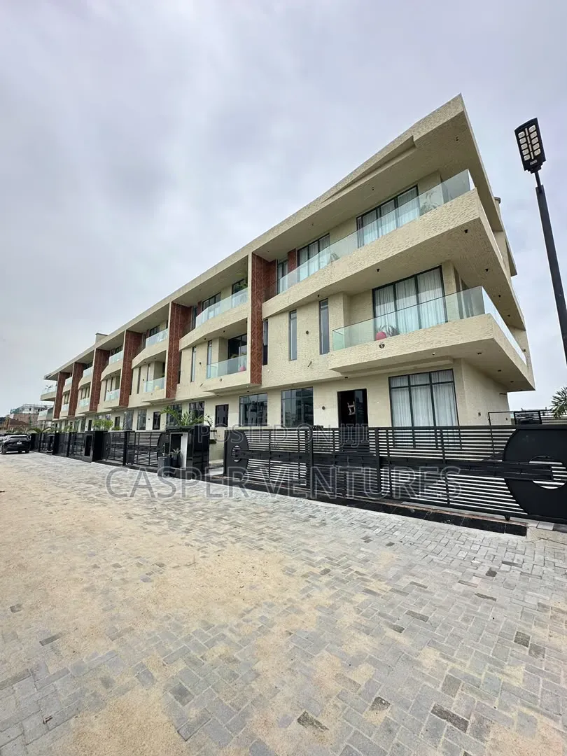 5bdrm Duplex in Freedom, Lekki Phase 1 for sale in Lekki Phase 1