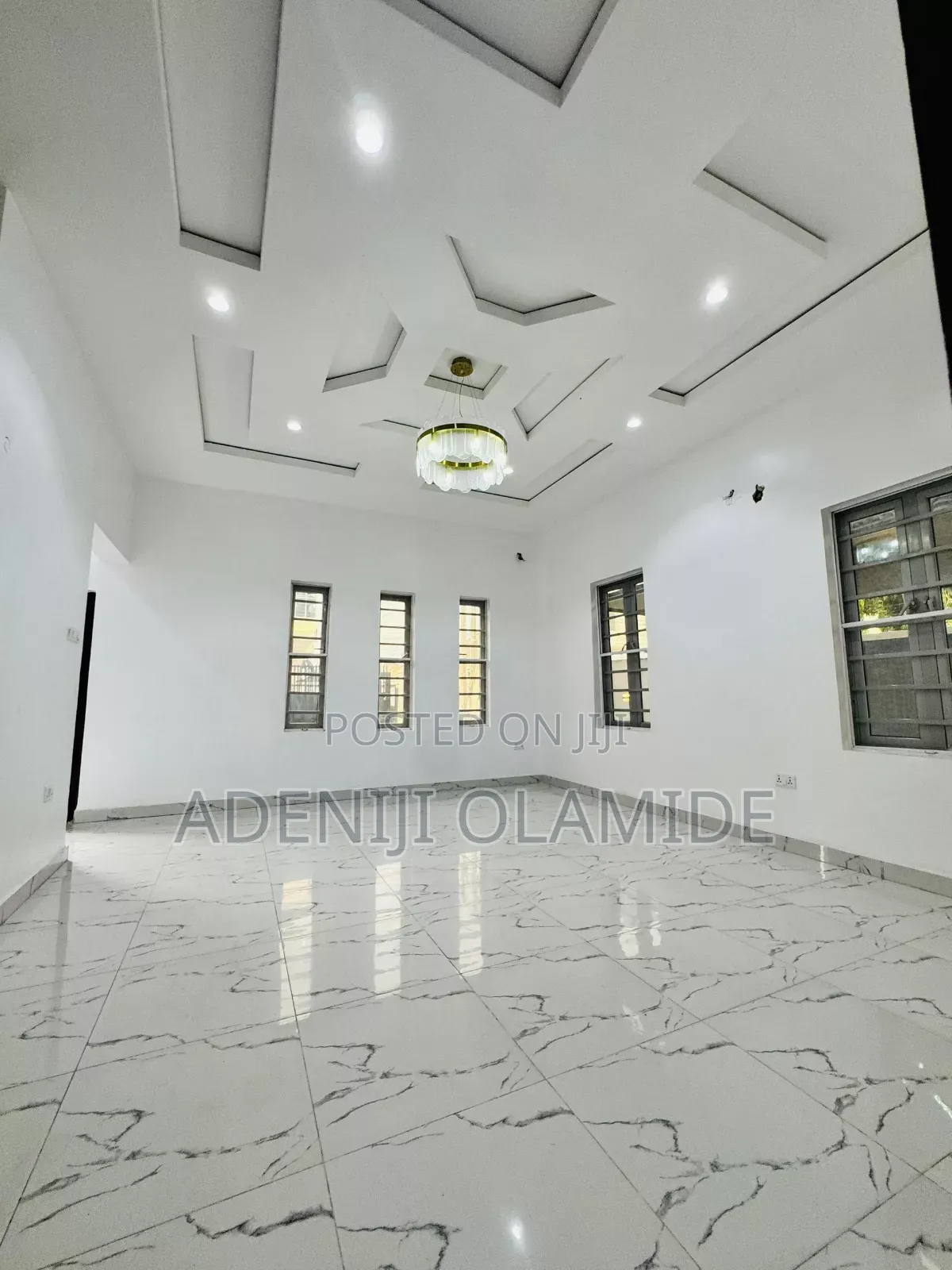 Furnished 4bdrm Duplex in Thomas Estate for sale in Thomas Estate