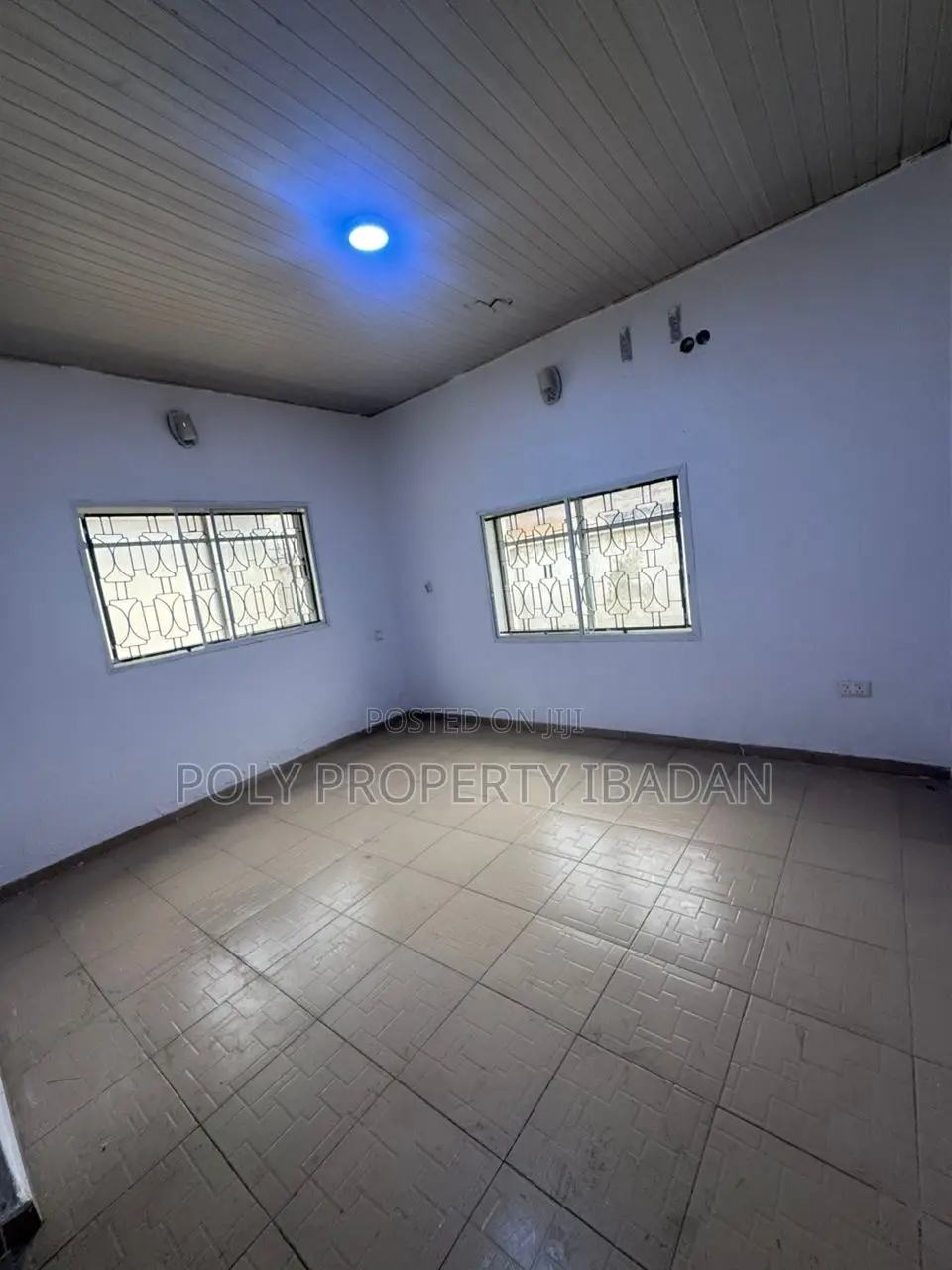3bdrm Apartment in Oluyole Estate for rent in Oluyole Estate