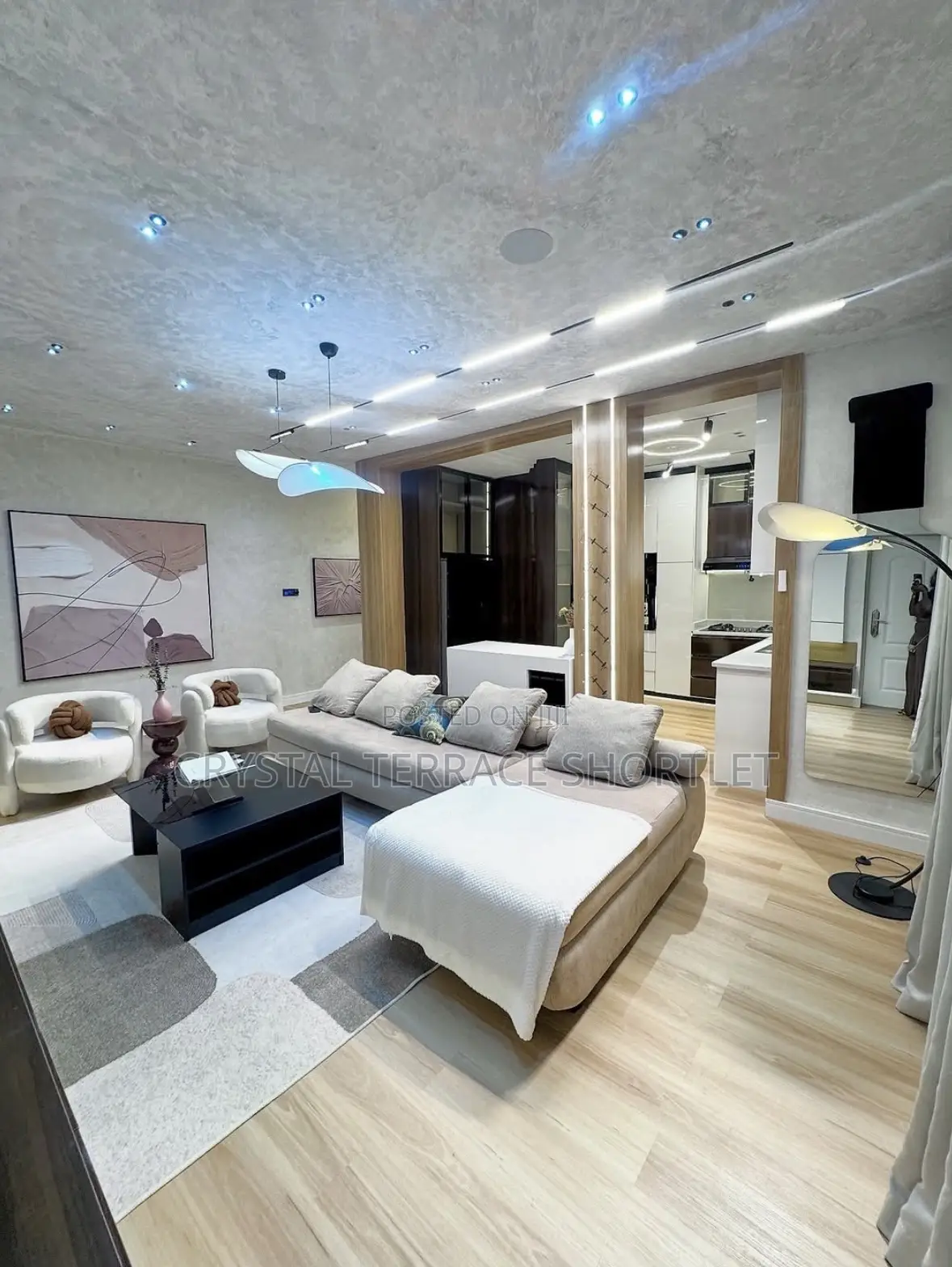 Luxurious 3 Bedroom Apartment Shortlet in Lekki Phase 1
