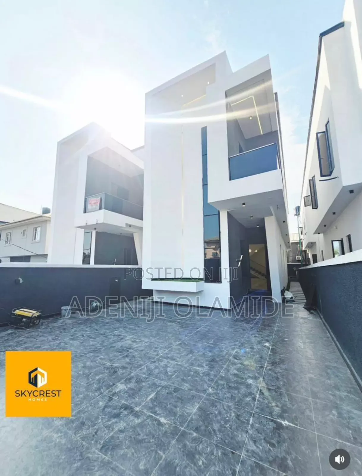 Furnished 5bdrm Duplex in Thomas Estate for sale in Thomas Estate