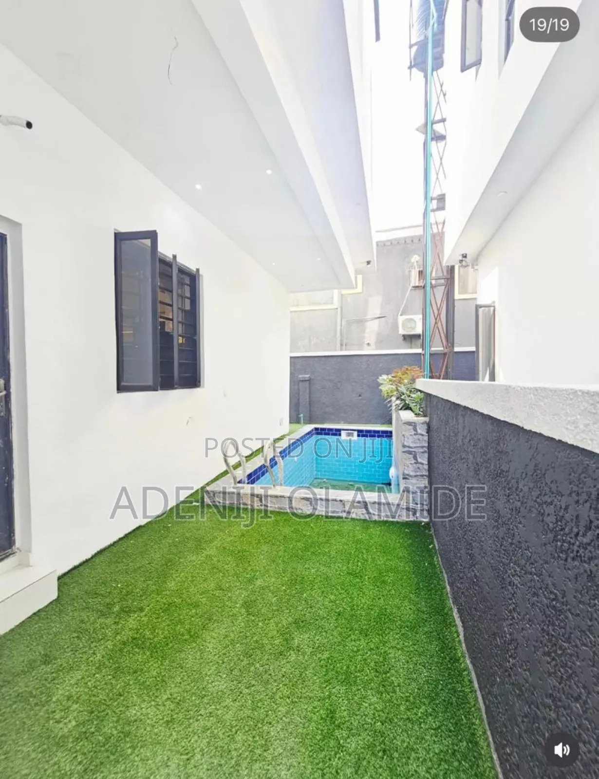 Furnished 5bdrm Duplex in Thomas Estate for sale in Thomas Estate
