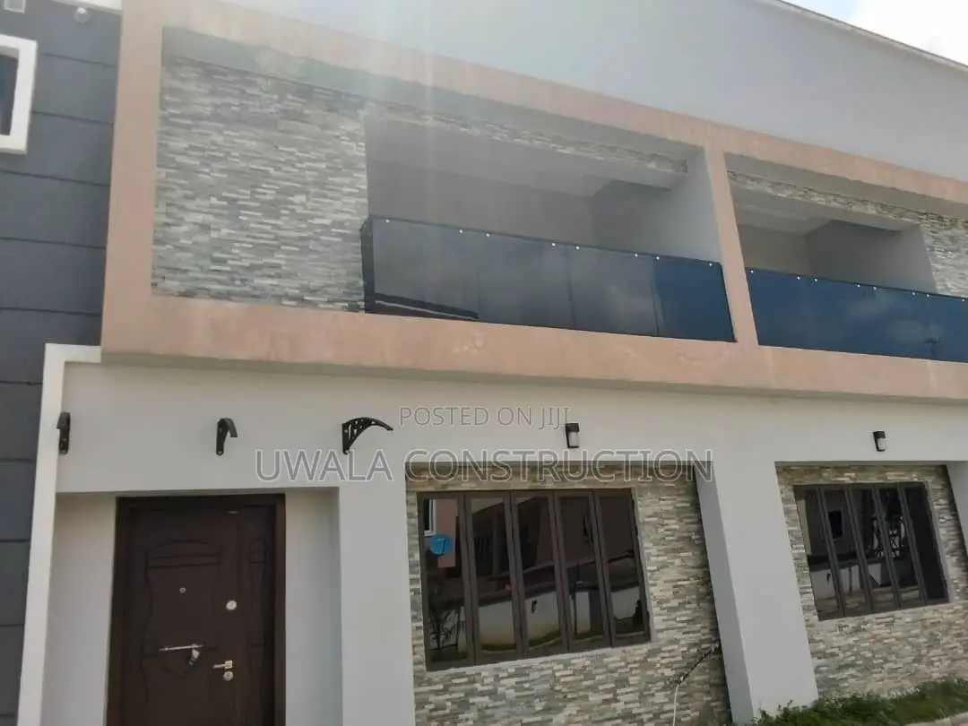 3bdrm Townhouse/Terrace in Dawaki for sale in Dawaki