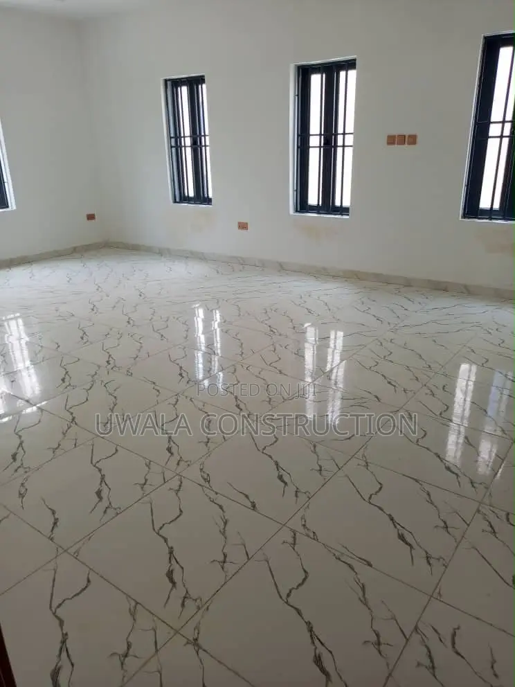 4bdrm Townhouse/Terrace in Guzape District for Sale in Guzape District