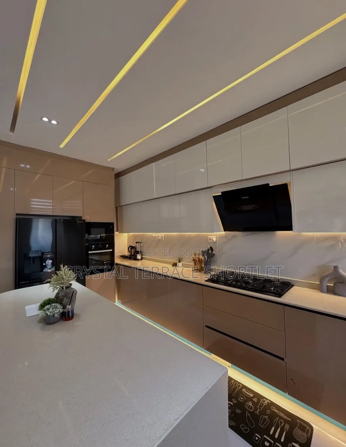 Cozy Two Bedroom Shortlet Apartment in Lekki Phase 1
