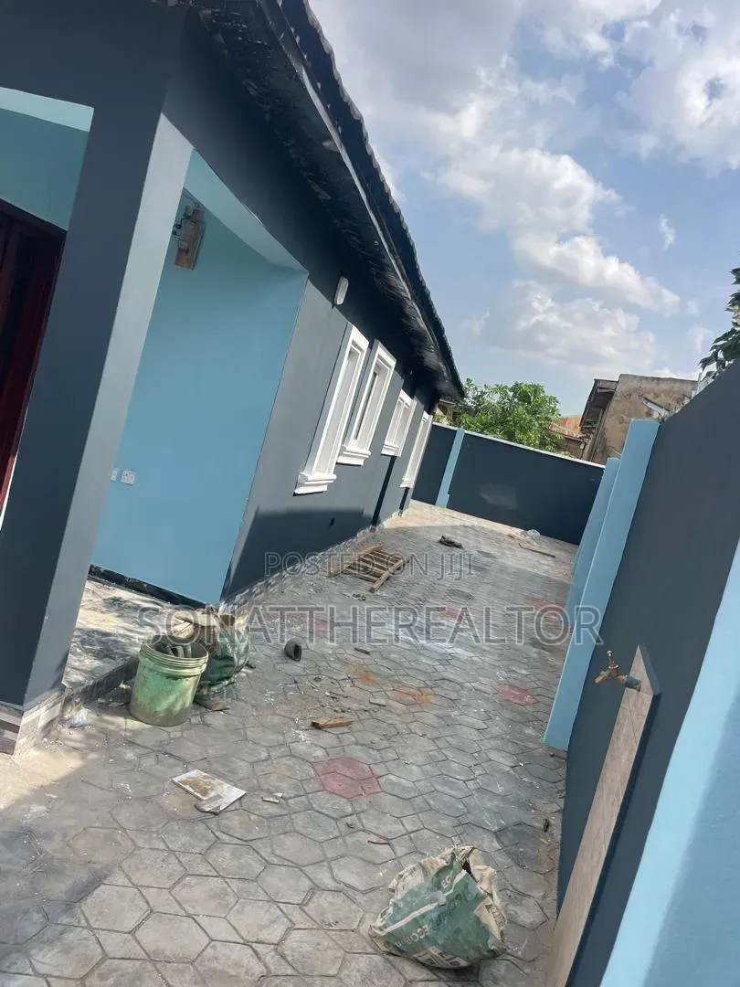 2bdrm Apartment in Iwo Road for sale in Iwo Road