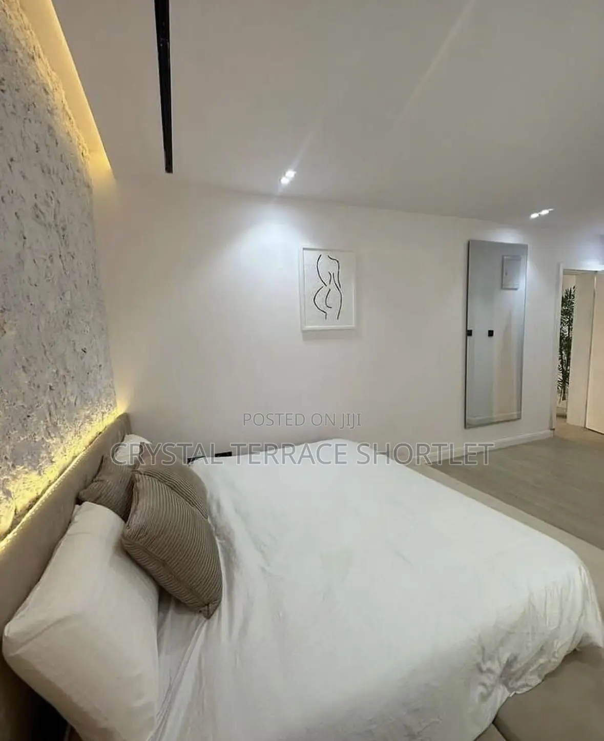 New Luxury 1 Bedroom Apartment Shortlet in Lekki Phase 1