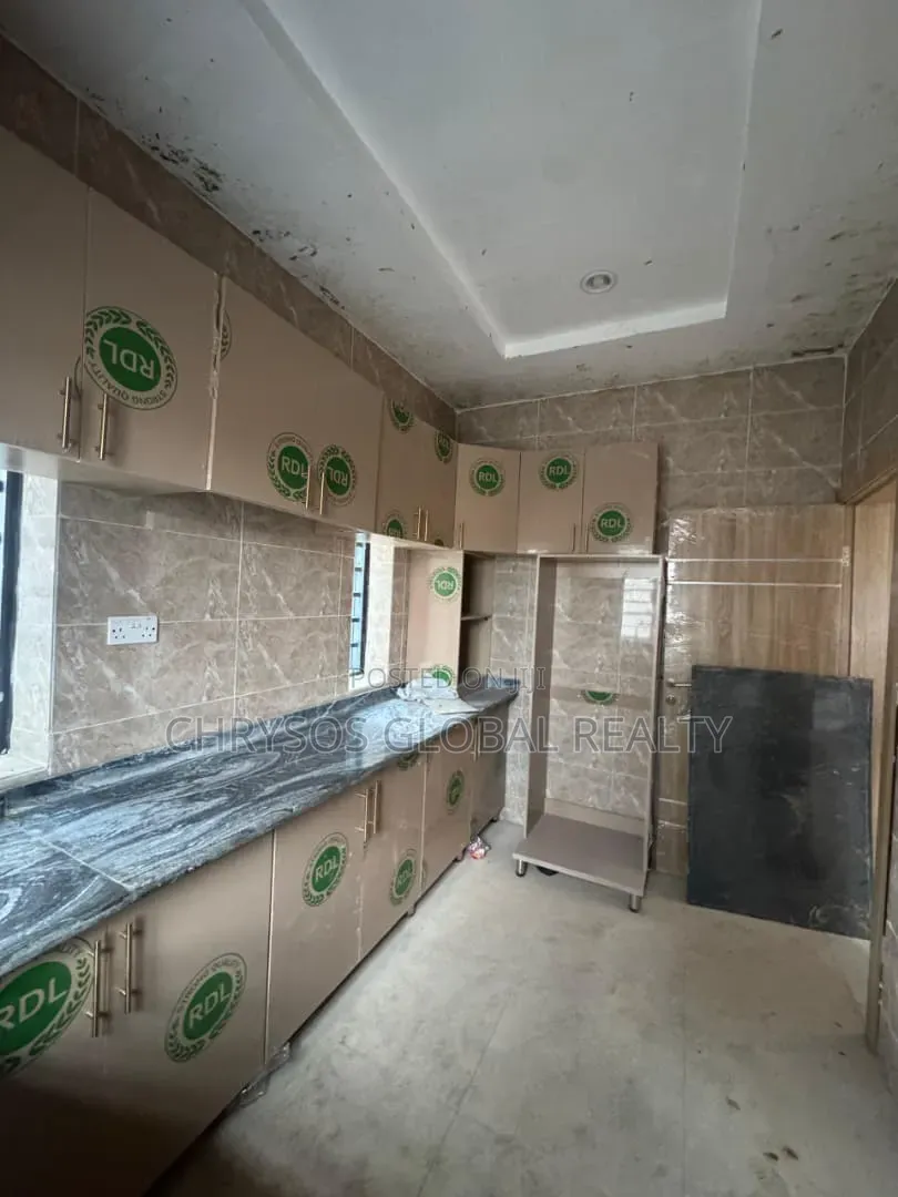 2bdrm Block of Flats in Kolapo Ishola Gra for rent in Akobo