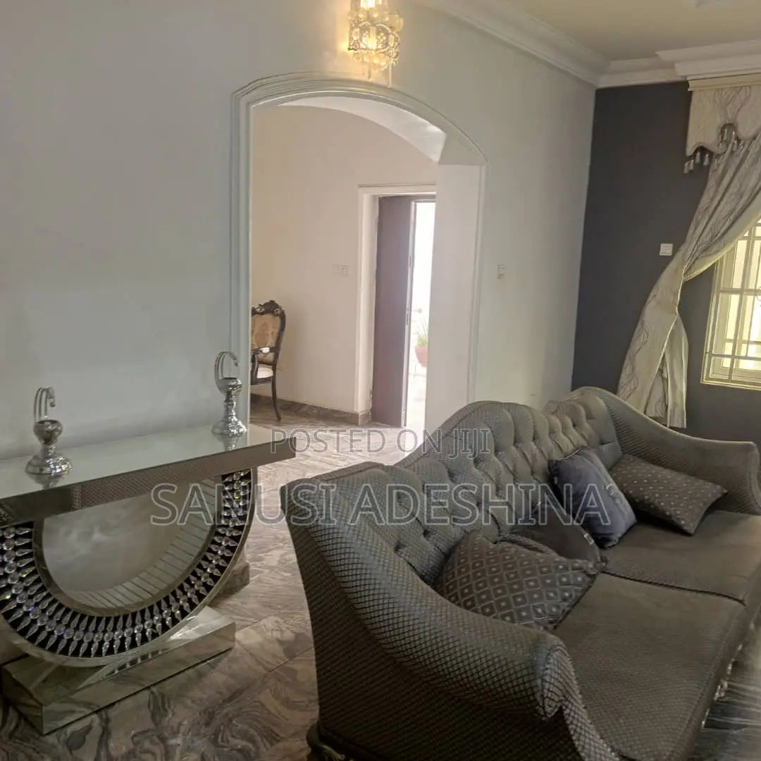 Furnished 2bdrm Block of Flats in Gwarimpa Estate,By, Gwarinpa for rent in Gwarinpa