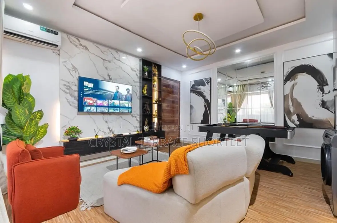 Beautiful One Bedroom Apartment With Snooker in Lekki Phase 1