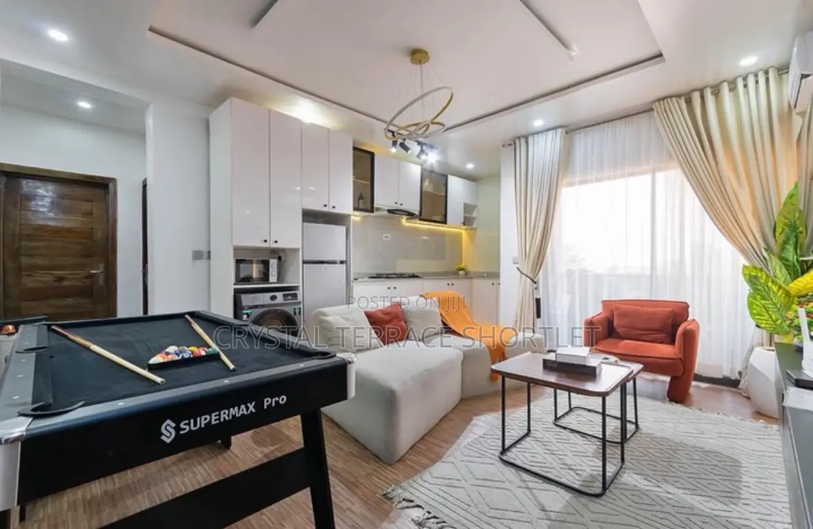 Beautiful One Bedroom Apartment With Snooker in Lekki Phase 1