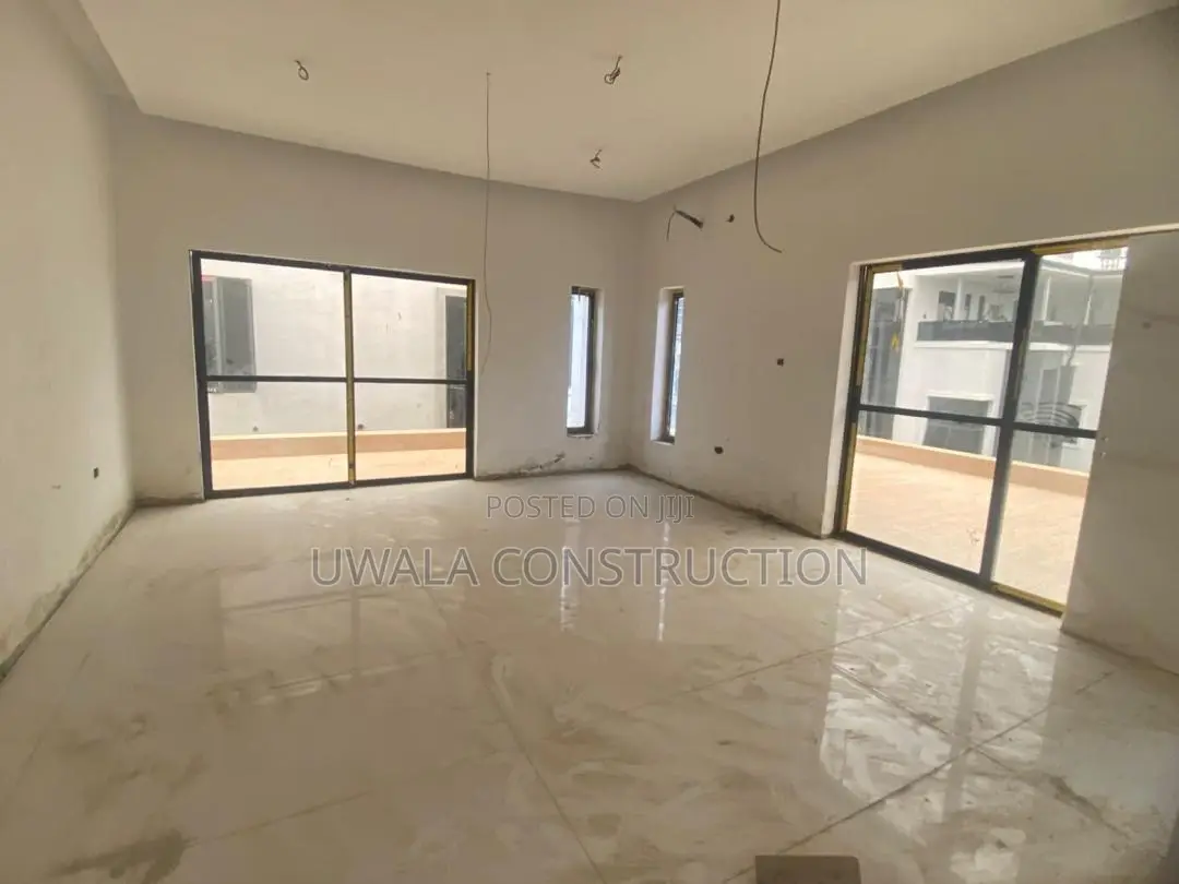 5bdrm Mansion in Guzape District for sale in Guzape District