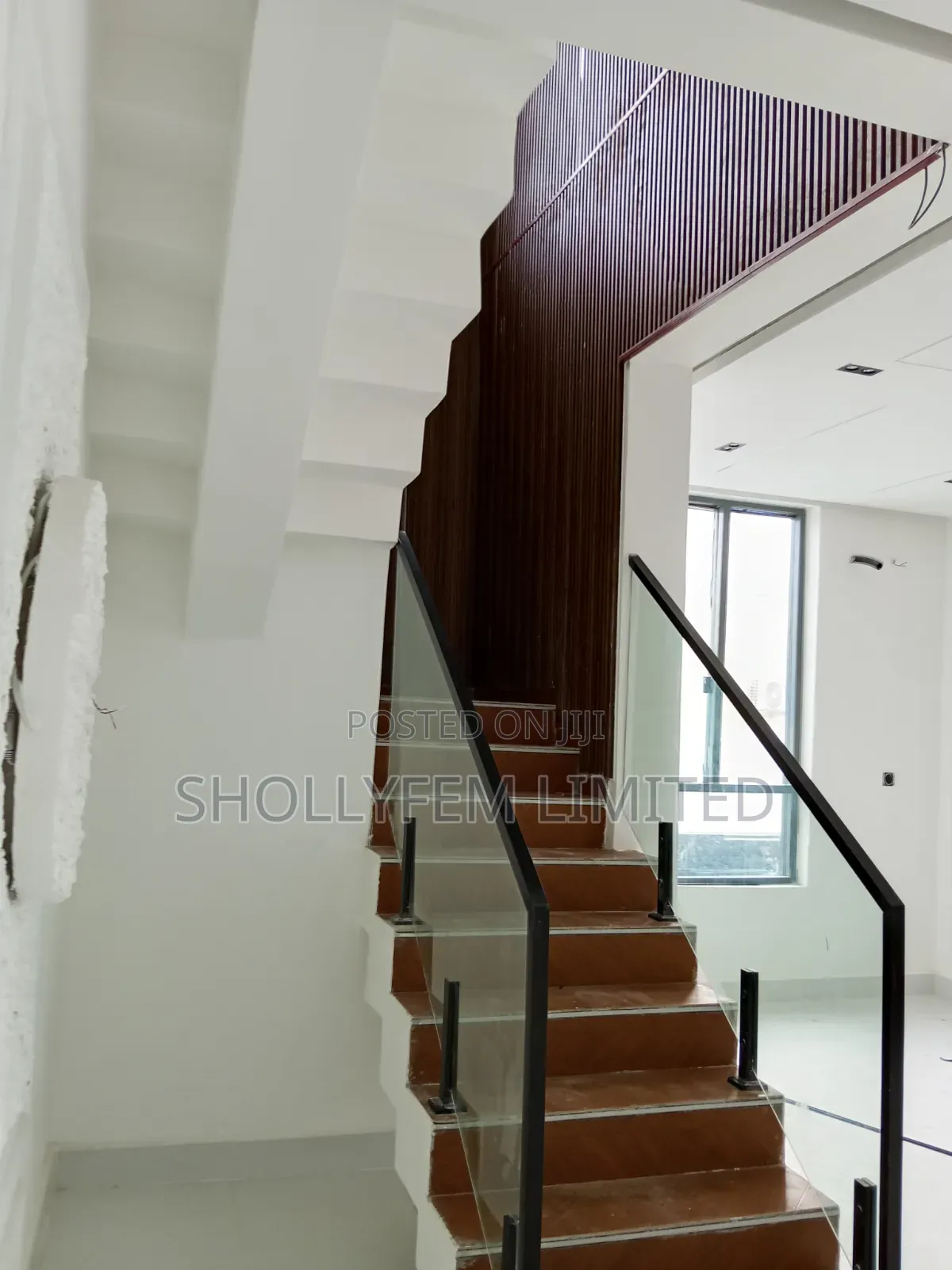 Furnished 4bdrm Duplex in Daffodil Estate, Chevron for sale in Chevron
