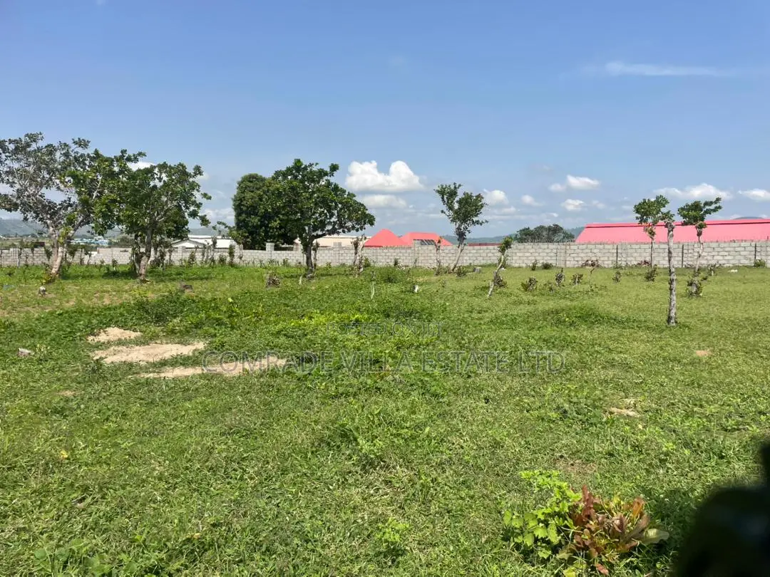 400sqm for 4bd Detached Duplex With Attached Bq at Kuje in Kuje