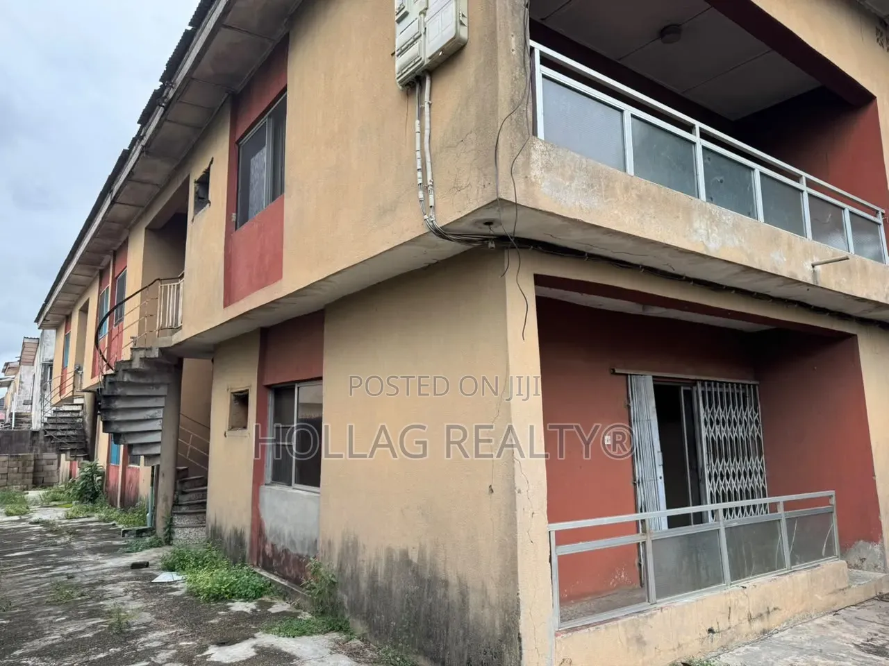 3bdrm Block of Flats in Ago Palace for sale in Ago Palace