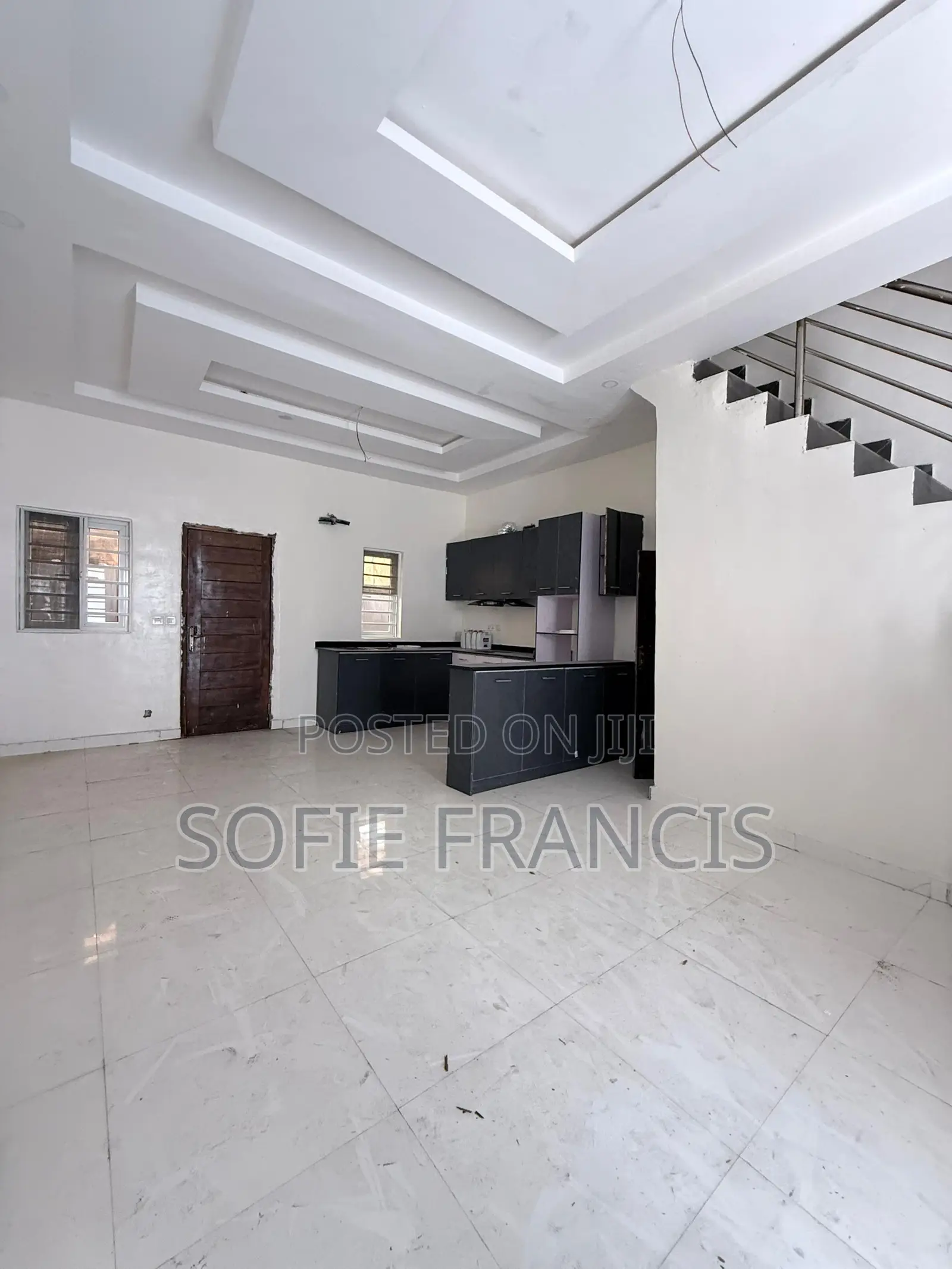 3bdrm Duplex in Ikota for rent in Ikota
