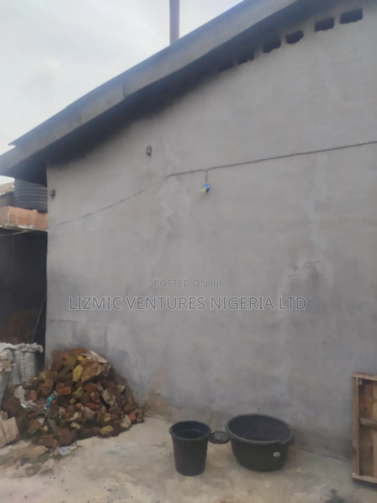 3bdrm Bungalow in Agric Estate, Igando / Ikotun/Igando for sale in Igando / Ikotun/Igando