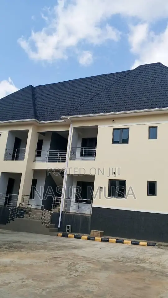 2bdrm Block of Flats in Lugbe District for sale in Lugbe District