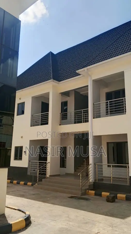 2bdrm Block of Flats in Lugbe District for sale in Lugbe District