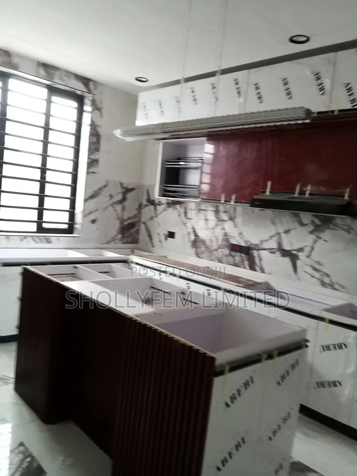 Furnished 5bdrm Duplex in Daffodil Estate, Chevron for sale in Chevron
