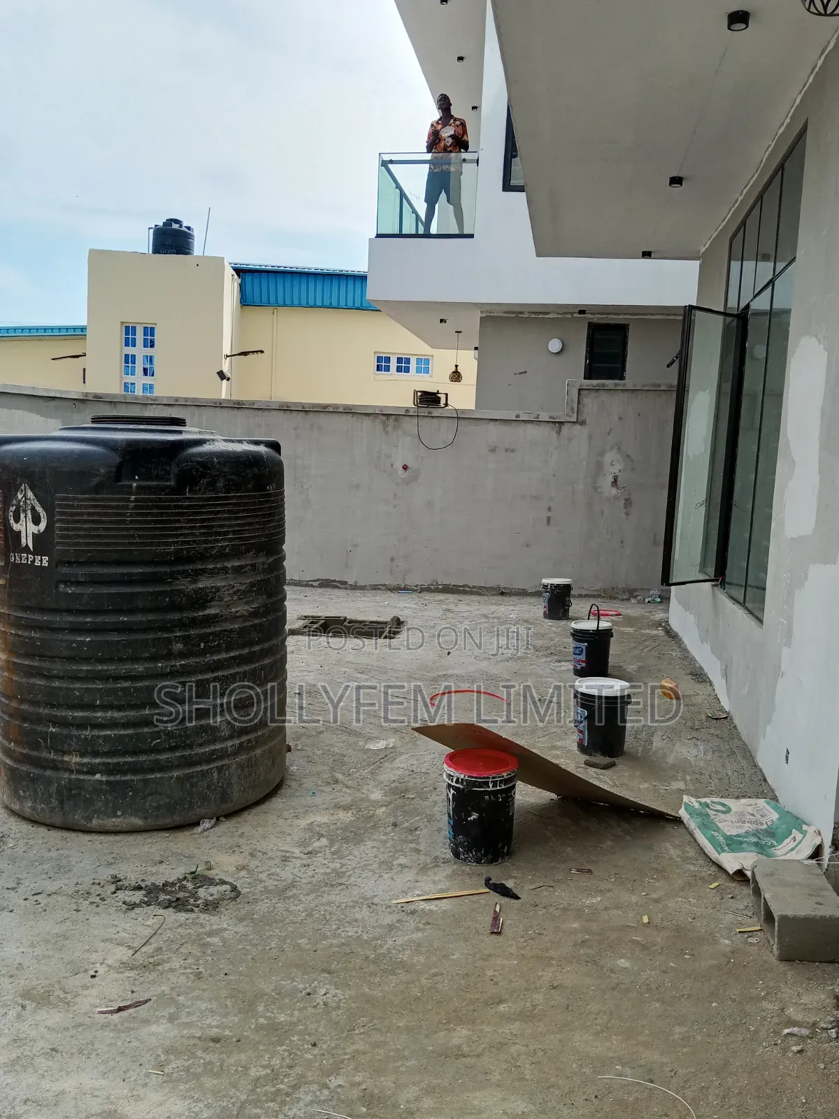 Furnished 5bdrm Duplex in Daffodil Estate, Chevron for sale in Chevron
