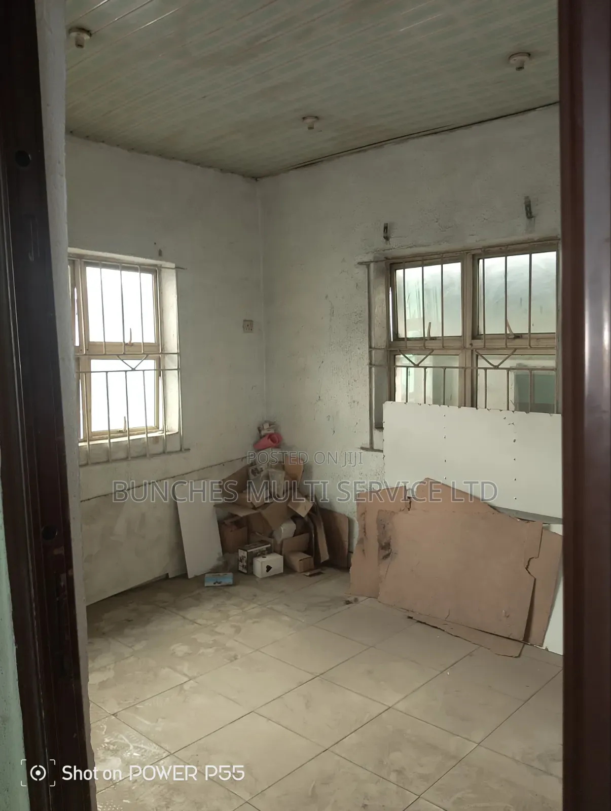 A Room and Toilet Office Space on Ikorodu Rd Ketu in Kosofe / Kosofe