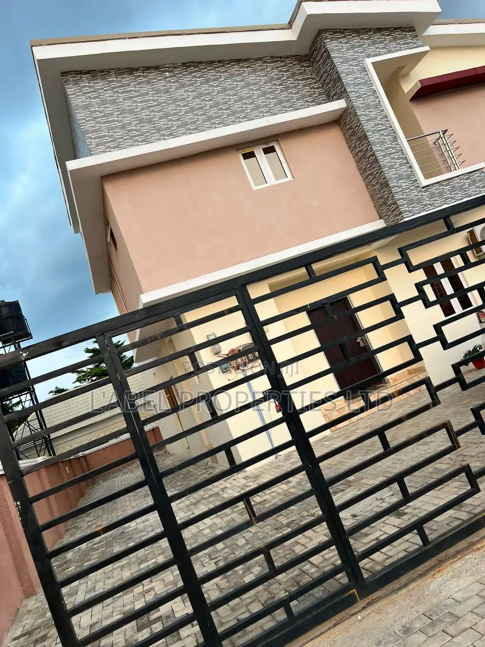 Furnished 3bdrm Apartment in Fort Royal Estate for rent in Sabon Lugbe