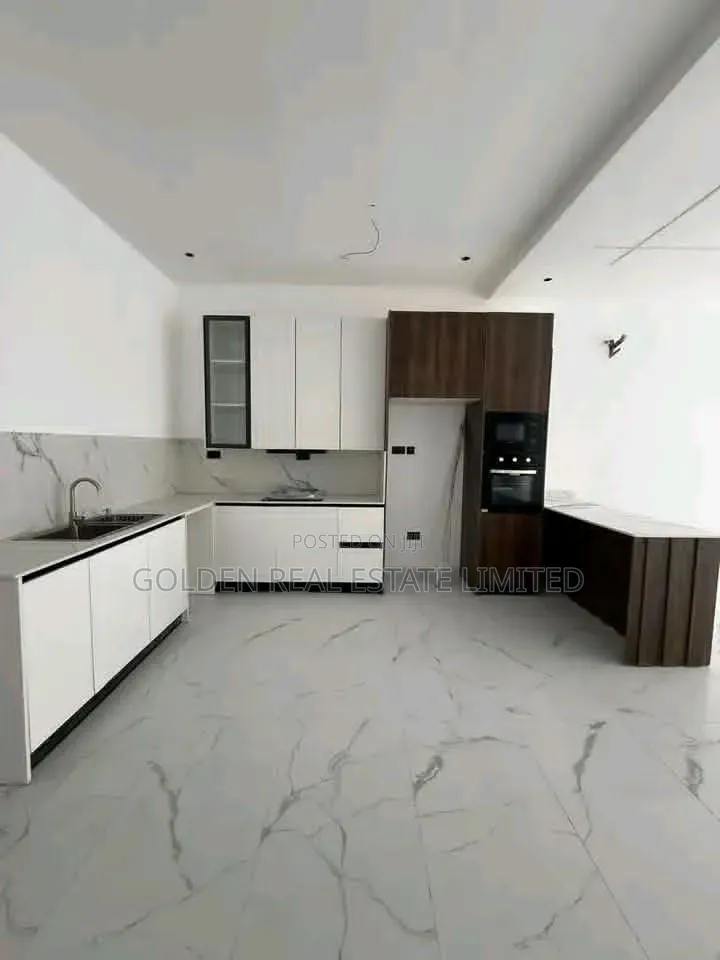 2bdrm Apartment in Lekki Phase 1 for sale in Lekki Phase 1
