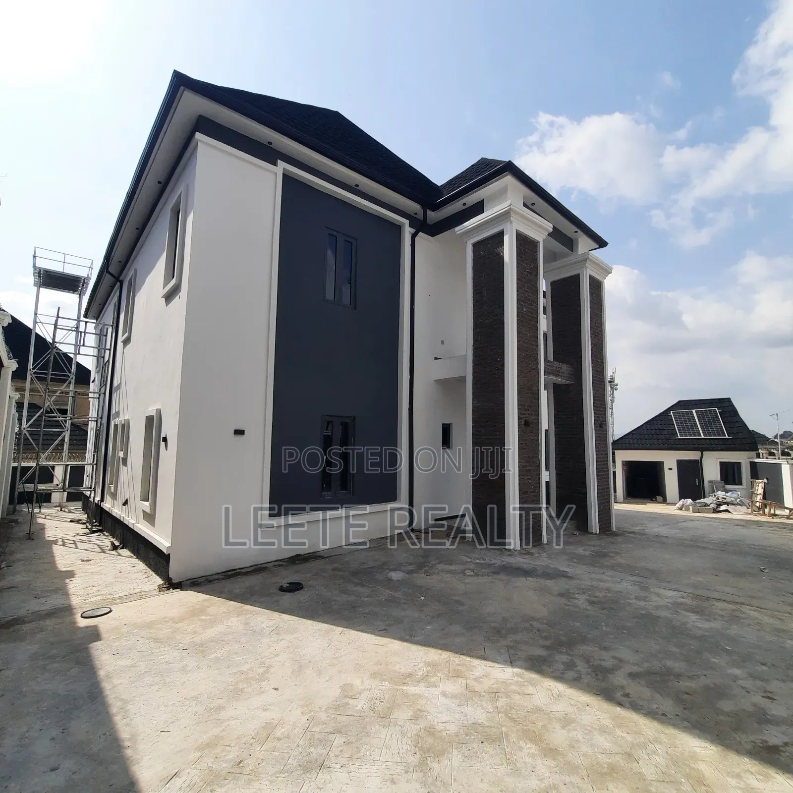 5bdrm Duplex in Galadimawa for sale in Galadimawa